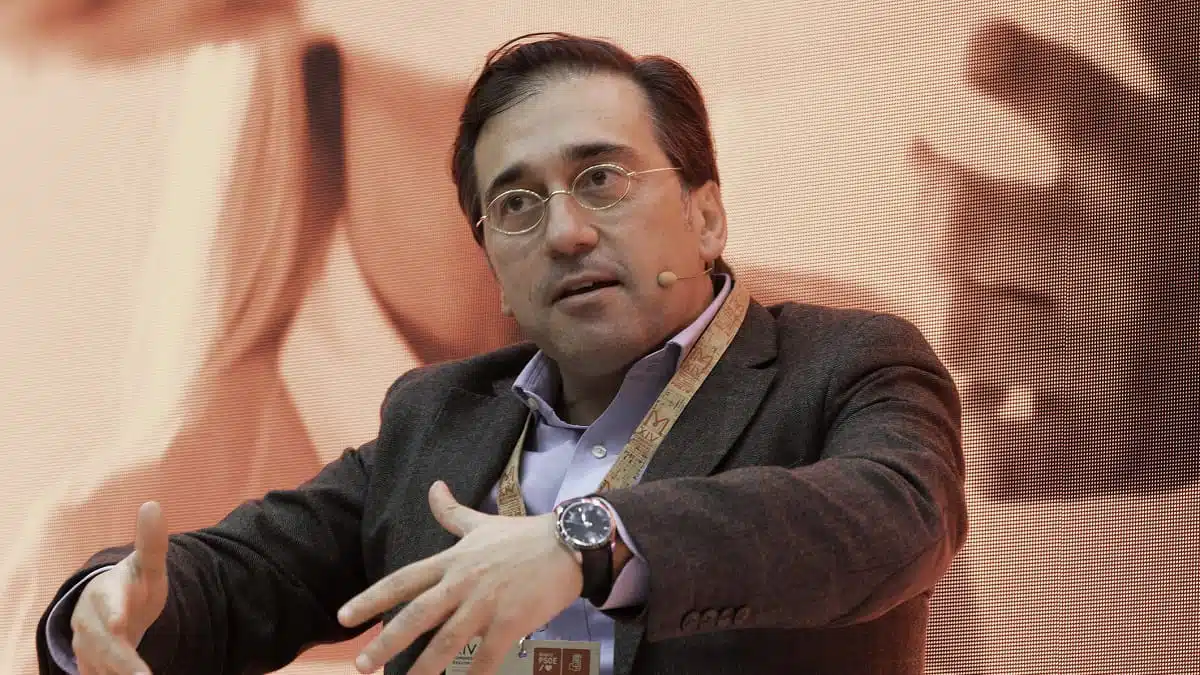 À Alger, Albares annonce une « hausse spectaculaire des exportations espagnoles vers l’Algérie »