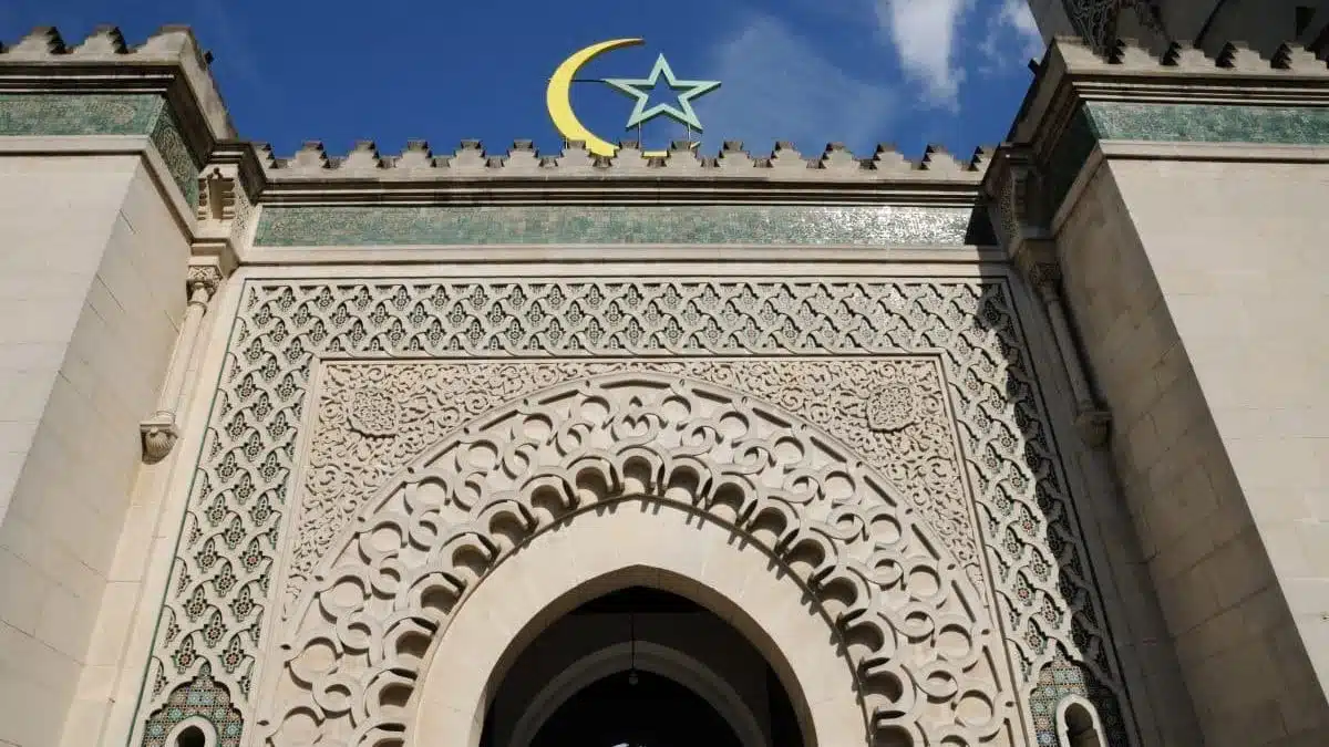 Aïd-el-Fitr 2026 en France : la Grande mosquée de Paris fixe la date