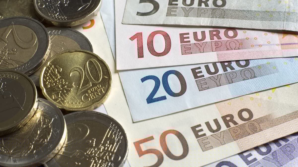 Dinar algérien : pourquoi l’euro repart à la hausse sur les marchés officiel et parallèle