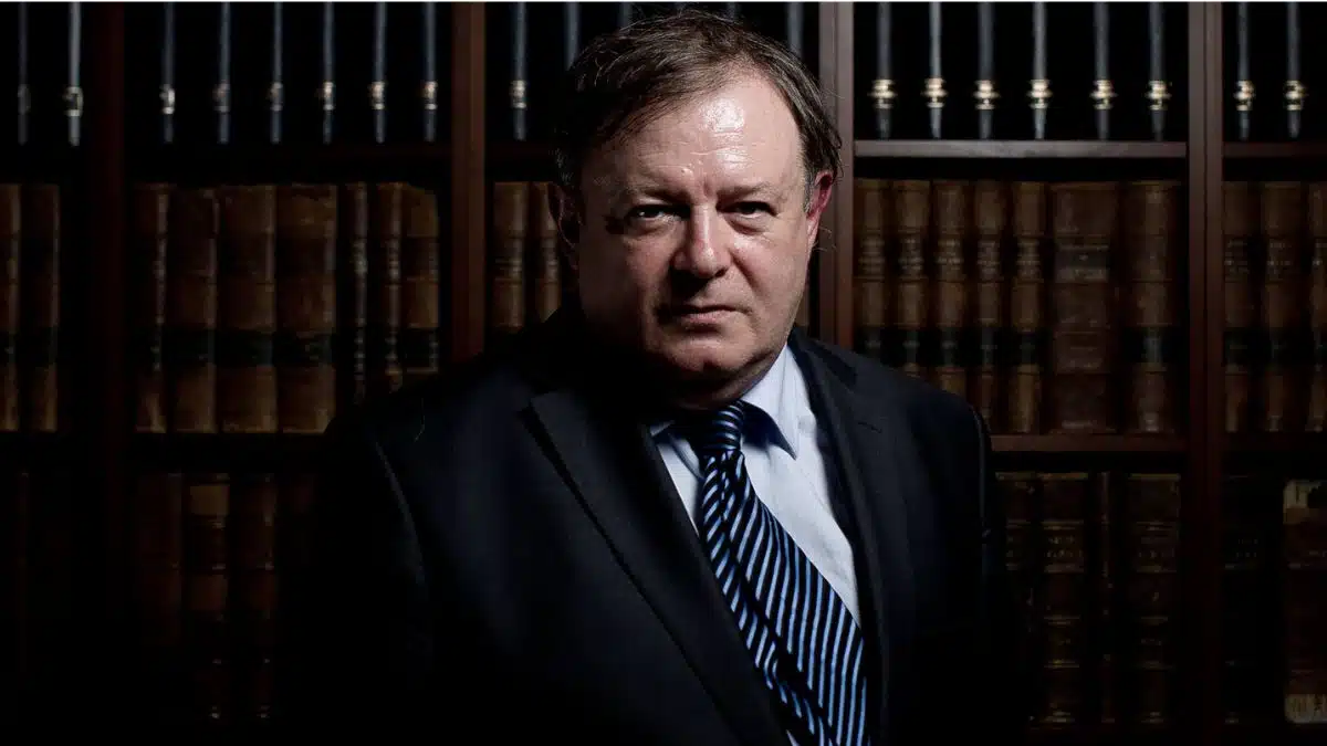 Algérie-France : le pied-de-nez retentissant de Jean-Pierre Mignard à Retailleau