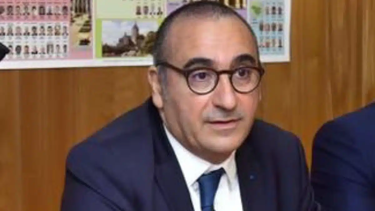 Titres de séjour en France : Laurent Nuñez dévoile ses objectifs