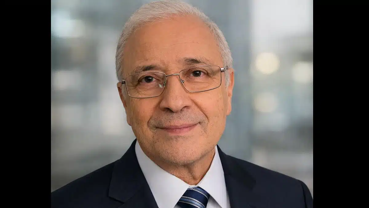Titres de séjour : « L&rsquo;accord de 1968 est piétiné par les préfets »