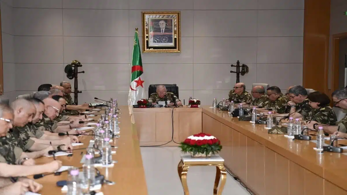 Le général-major Mounir Zahi installé à la tête de la DGSI