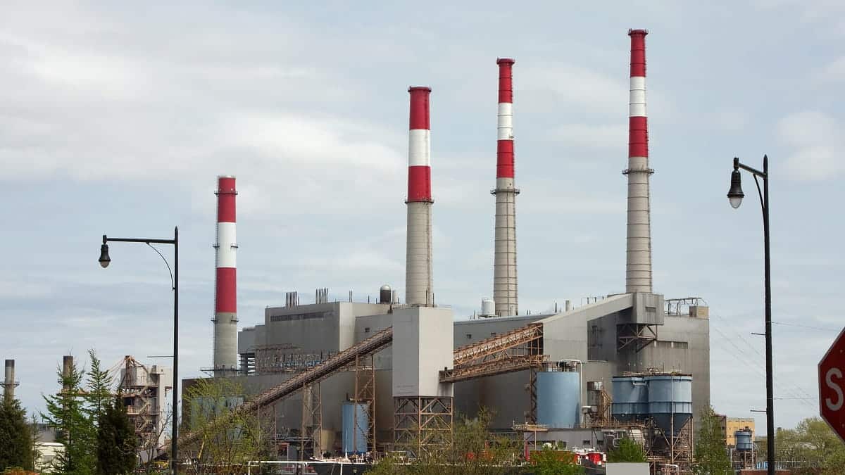 Électricité : l’Algérie rassure la Tunisie et évoque une centrale de 1.400 MW
