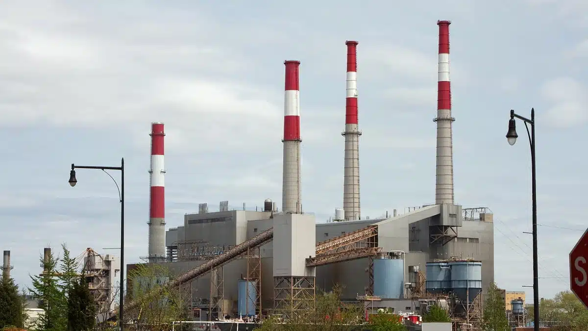 Électricité : l&rsquo;Algérie rassure la Tunisie et évoque une centrale de 1.400 MW
