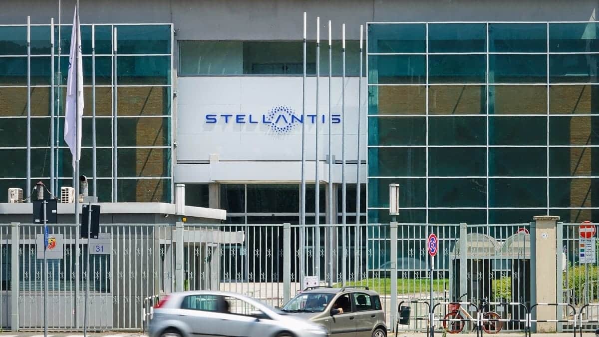 Automobile : l’Algérie met la pression sur Stellantis