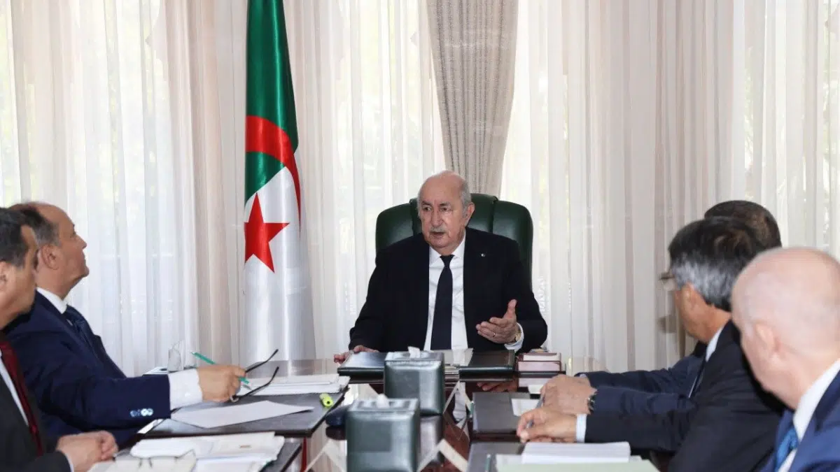 Exportation du phosphate, train Alger-Tamanrasset… Tebboune fixe les échéances