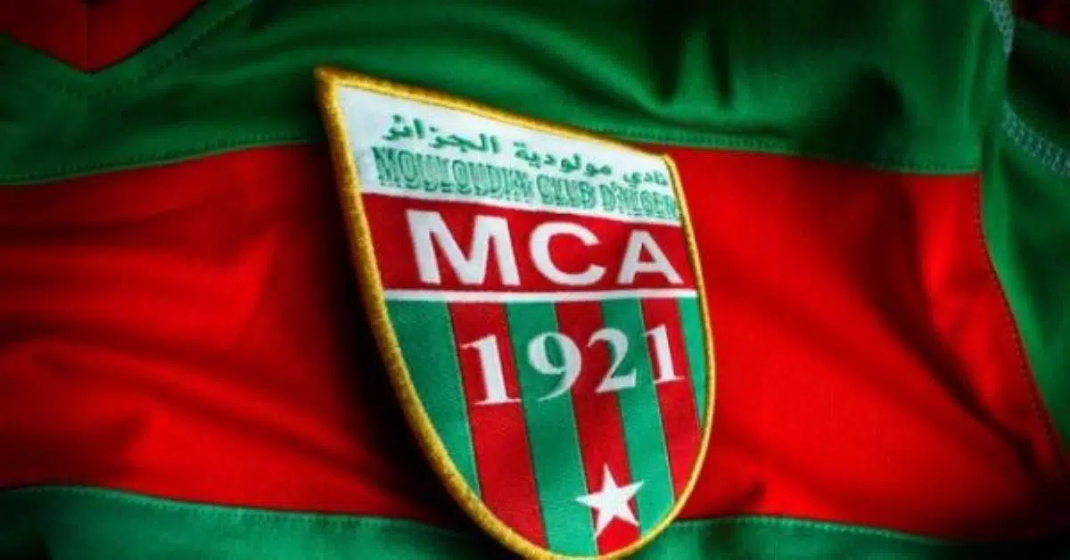 Le MCA fête son 10e titre : Alger la rouge enflamme le monde