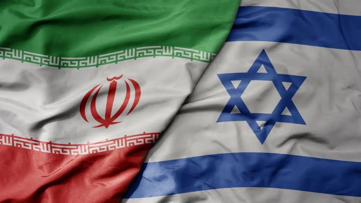 Iran – Israël : la guerre reprend, le pétrole frôle les 100 dollars
