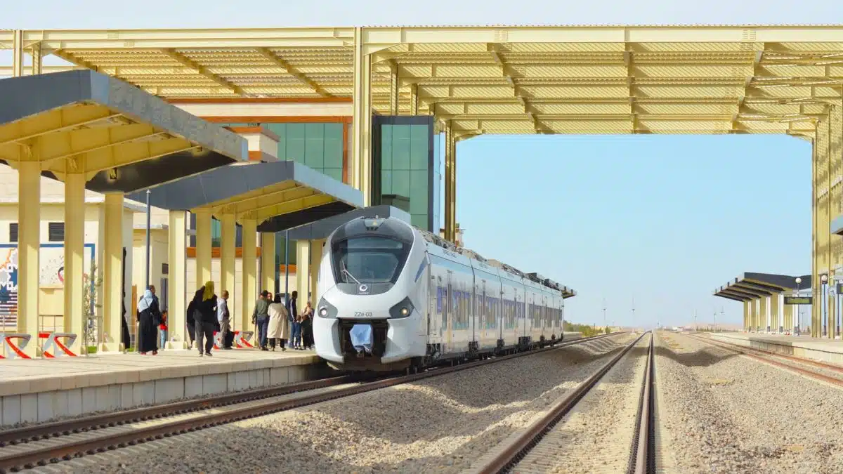 Trains : l’Algérie lance le processus d’acquisition de 120 locomotives
