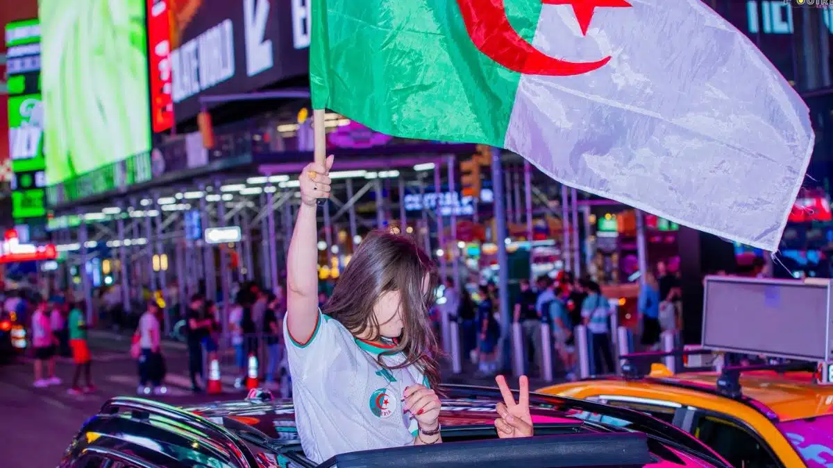 Mondial 2026, incidents entre supporters algériens et argentins à Times Square