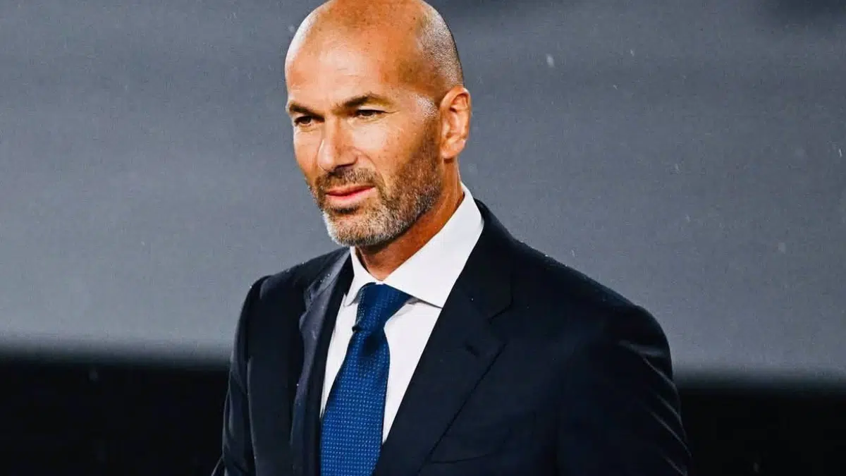 Zidane a failli être privé des Bleus à cause de ses origines algériennes
