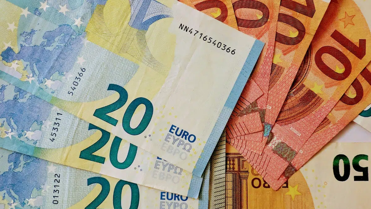 Dinar algérien : l’euro stagne mais son niveau reste élevé