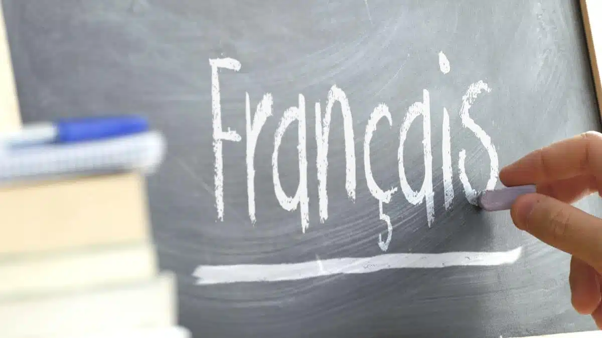L’Algérie exclut le français de la 3e année primaire