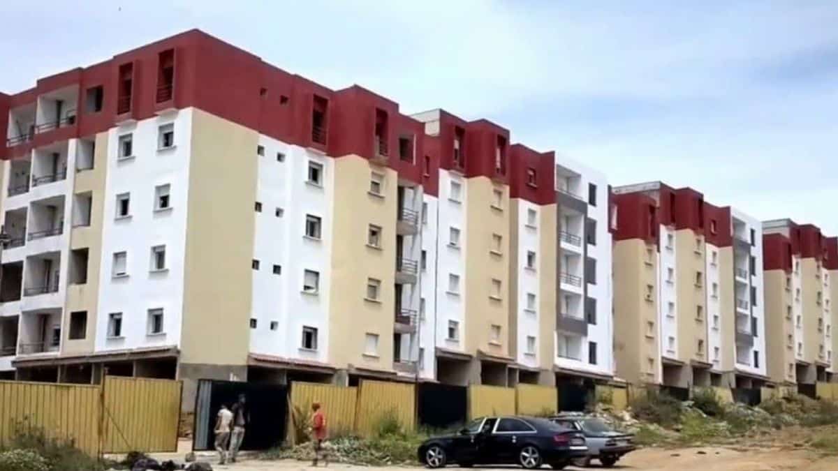 AADL 3 : Belaribi dévoile la date de la remise des premiers logements