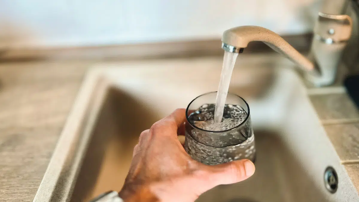 Eau potable : l’Algérie lance un programme d’urgence de 23 milliards DA