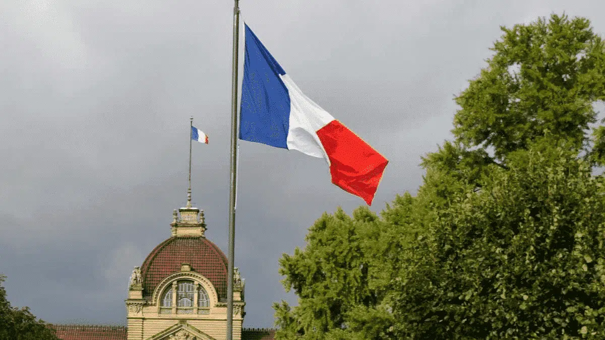 « Sale arabe », crachat… deux jeunes femmes voilées agressées à Caen
