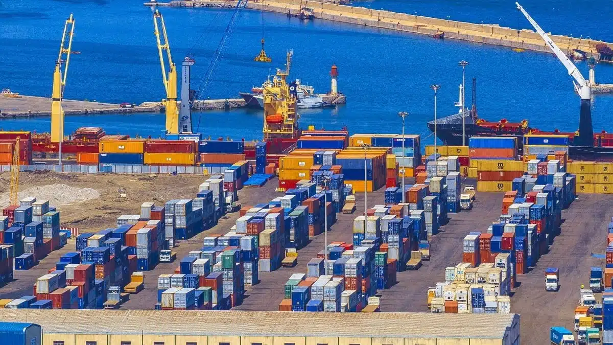 Exportations : la Banque d’Algérie durcit les règles de rapatriement des devises