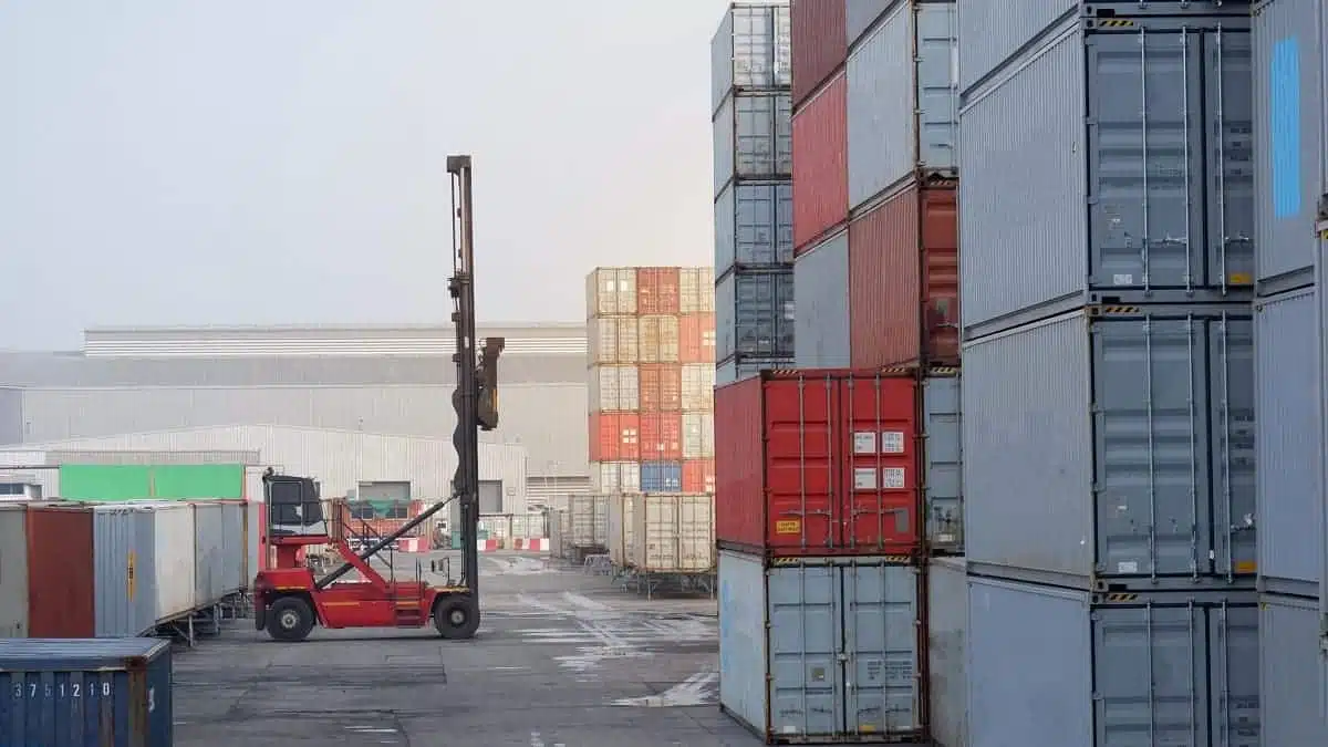 L’Algérie autorise, sous conditions, l’importation temporaire d’équipements industriels