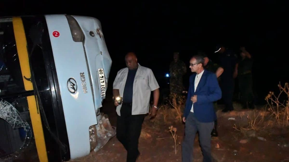 Un bus se renverse à Naâma : six morts et 31 blessés
