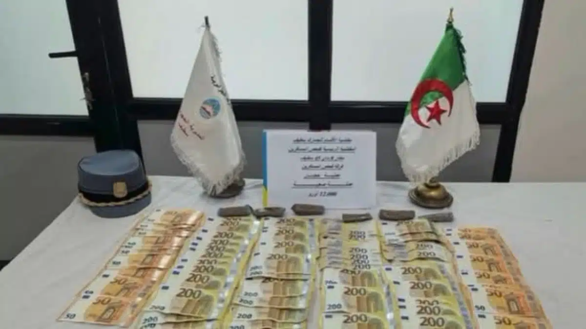 Devises : 12.000 € saisis sur une passagère de Lyon à l’aéroport de Sétif