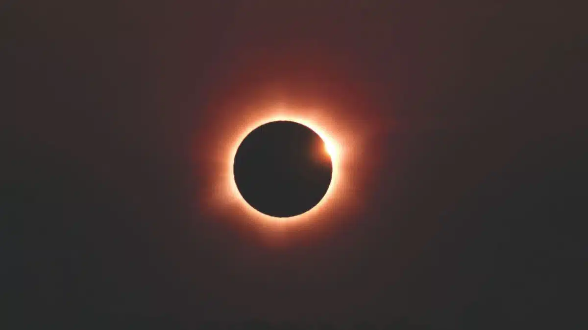 Éclipse 2027 en Algérie : des voyagistes français lancent déjà les réservations
