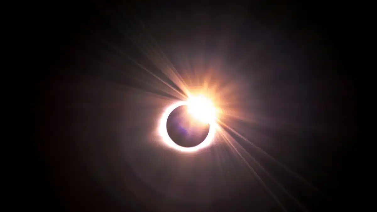 Éclipse solaire en Algérie : les lieux pour l’observer sans risque