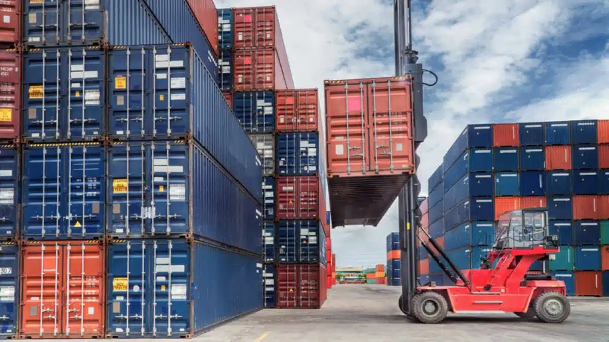 Exportations hors hydrocarbures : l’Algérie instaure une nouvelle obligation