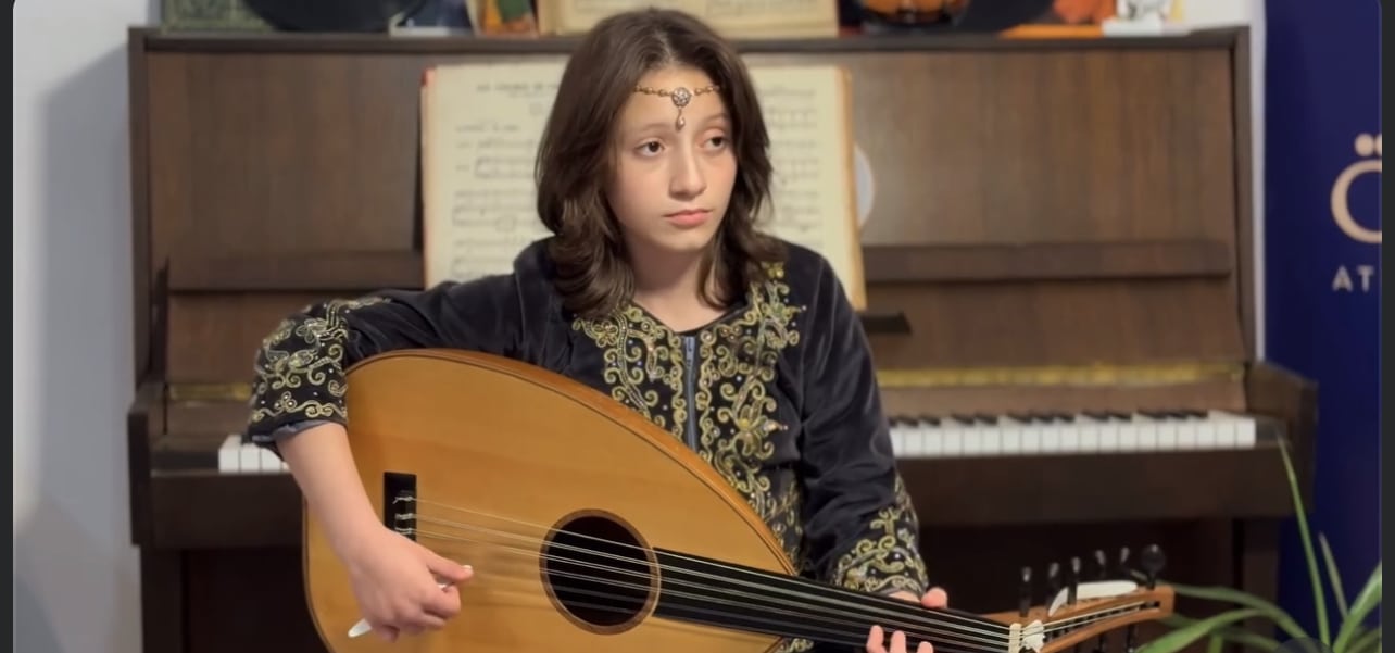 Ingy Allal : qui est cette prodige du oud qui a représenté l’Algérie à Moscou ?