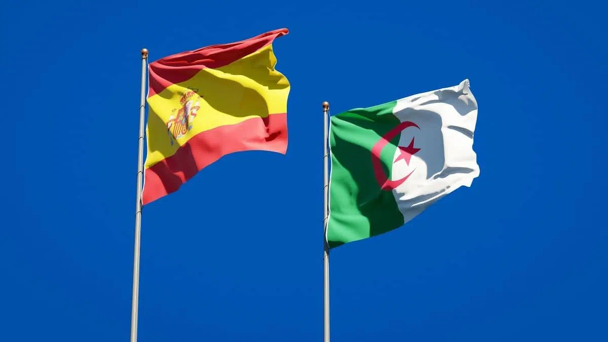 Algérie : les investissements publics attirent les patrons espagnols