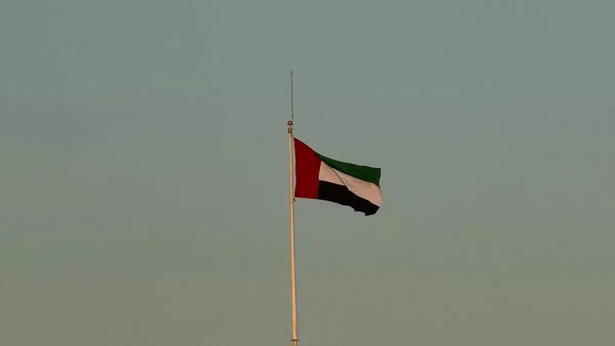Après des années de tension, l’Algérie rompt ses relations avec les Émirats