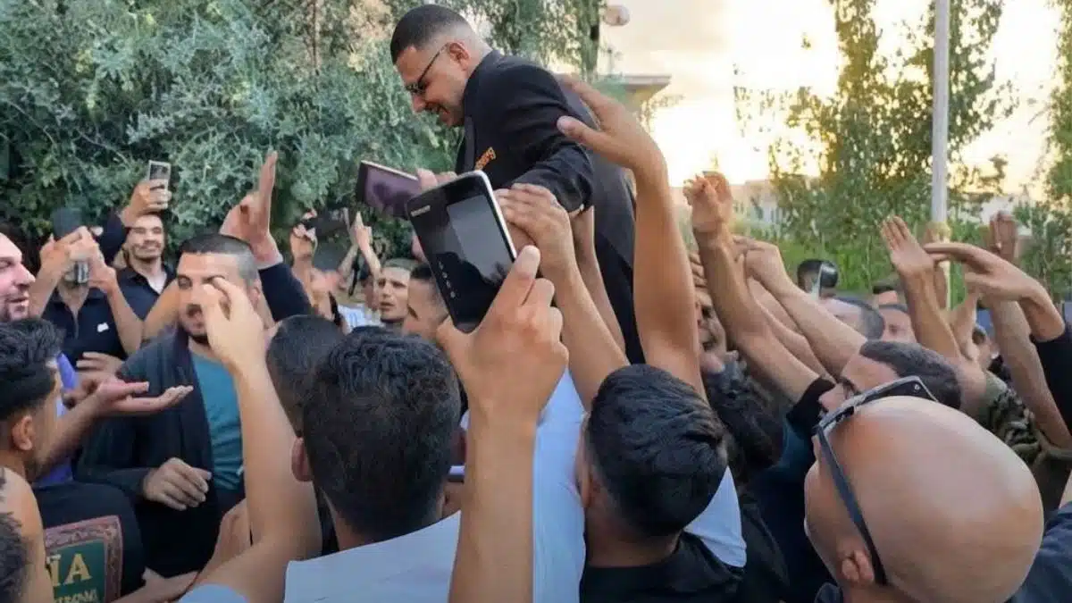 Batna : ignoré par ses proches, un jeune marié trouve toute l’Algérie à ses côtés