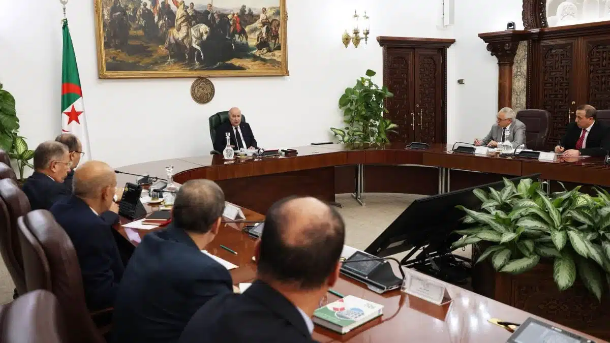 Investissement, importation, foncier industriel : nouvelles décisions de Tebboune