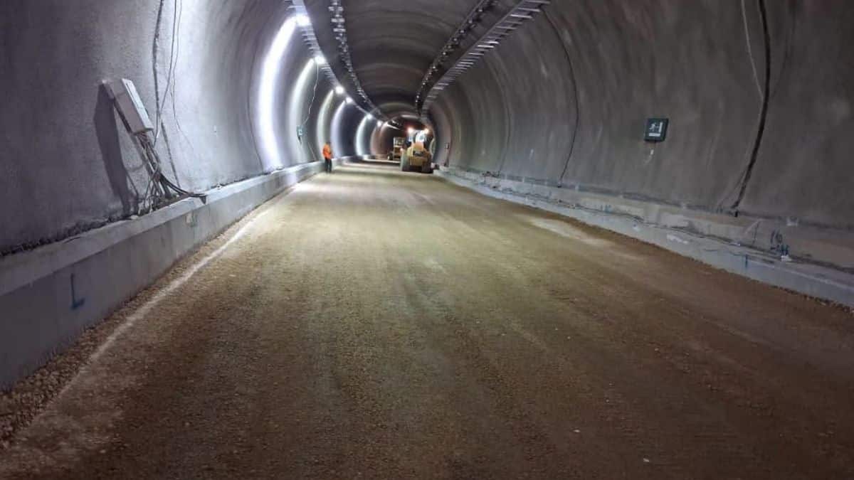 Tunnel de Kherrata (Béjaïa) : à l&rsquo;intérieur du vaste chantier de réfection