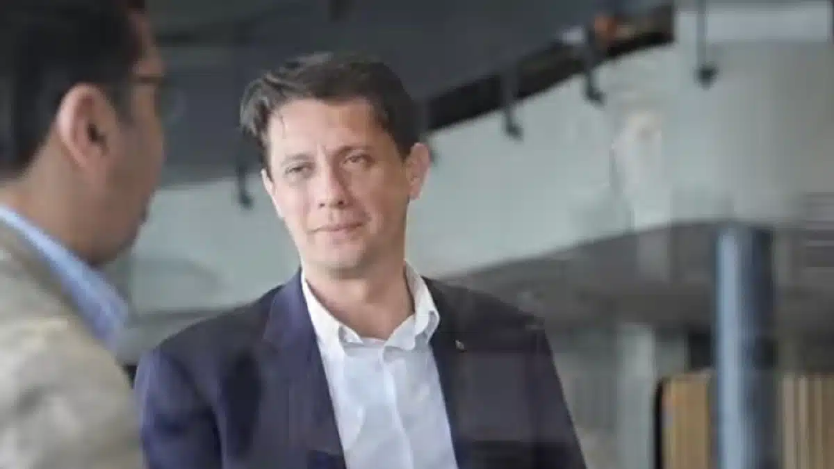 Qui est Adel Zerrouk, l&rsquo;Algérien nommé à la tête de Seat et Cupra France ?