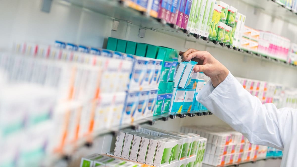Industrie pharmaceutique en Algérie : l’Agence du médicament (ANPP) verrouille l’investissement