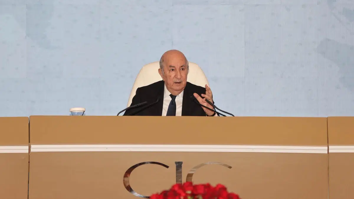 Tebboune annonce la fabrication d’une voiture algérienne en 2028
