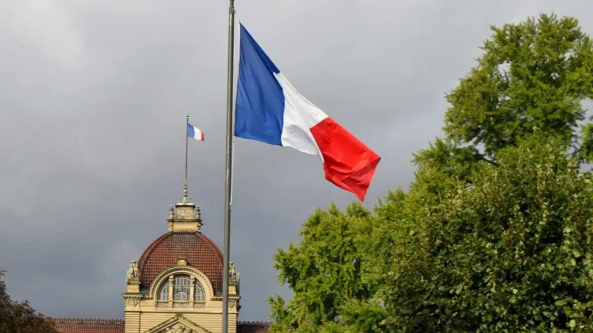 Attaque de Trappes en France : le tireur et les « vrais coupables »
